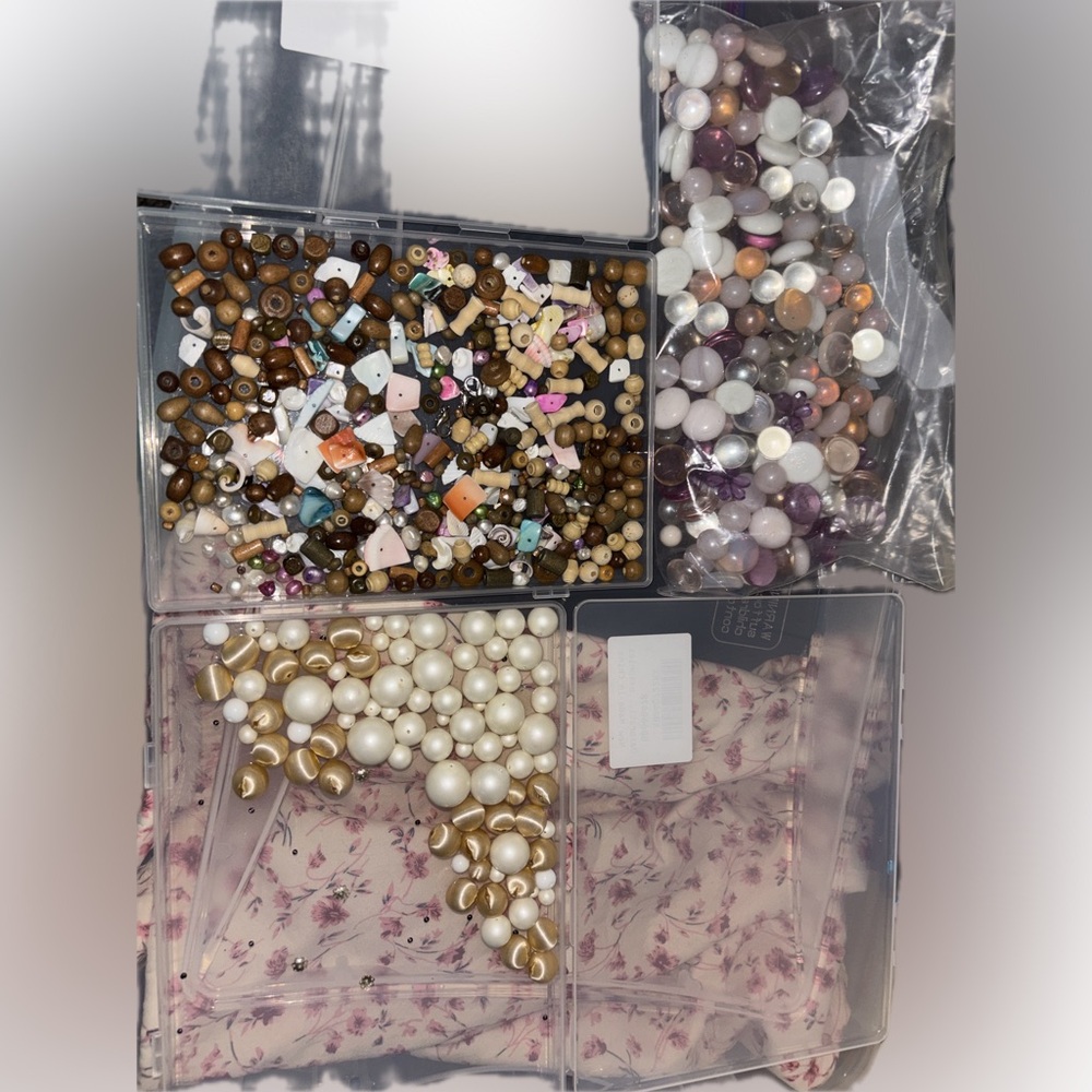 Pre loved Crafting supplies 🩷 - Picture 2 of 3